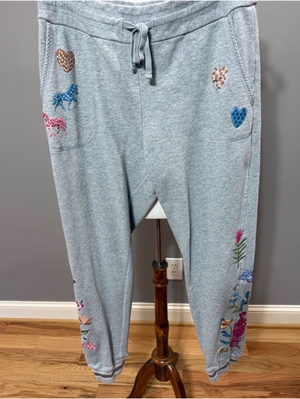 Johnny Was Heather Gray Embroidered Jogger 💐 ☀️ - Picture 6 of 6